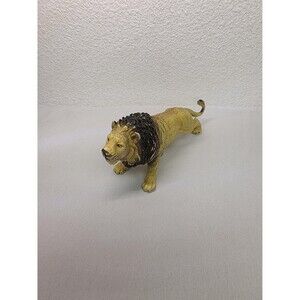 Vintage Kids AAA lion hard solid plastic African wild circus zoo animal figure